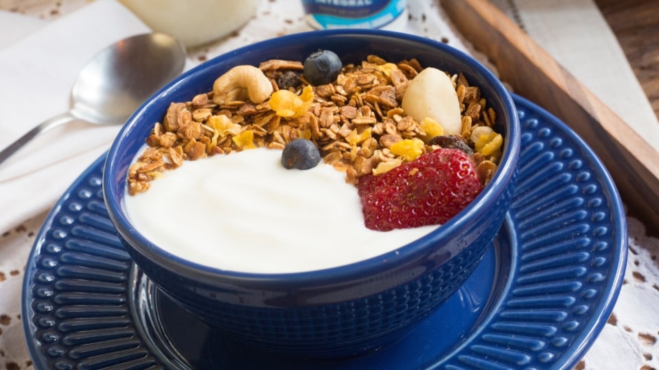 Iogurte com Granola Caseira